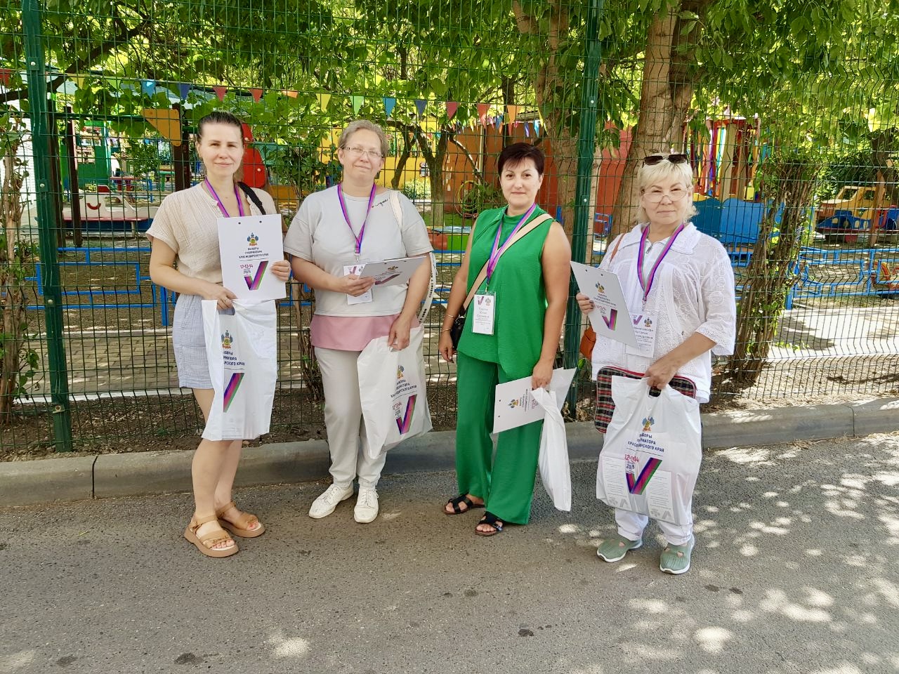 Представляем фотоподборку материалов по адресному информированию избирателей