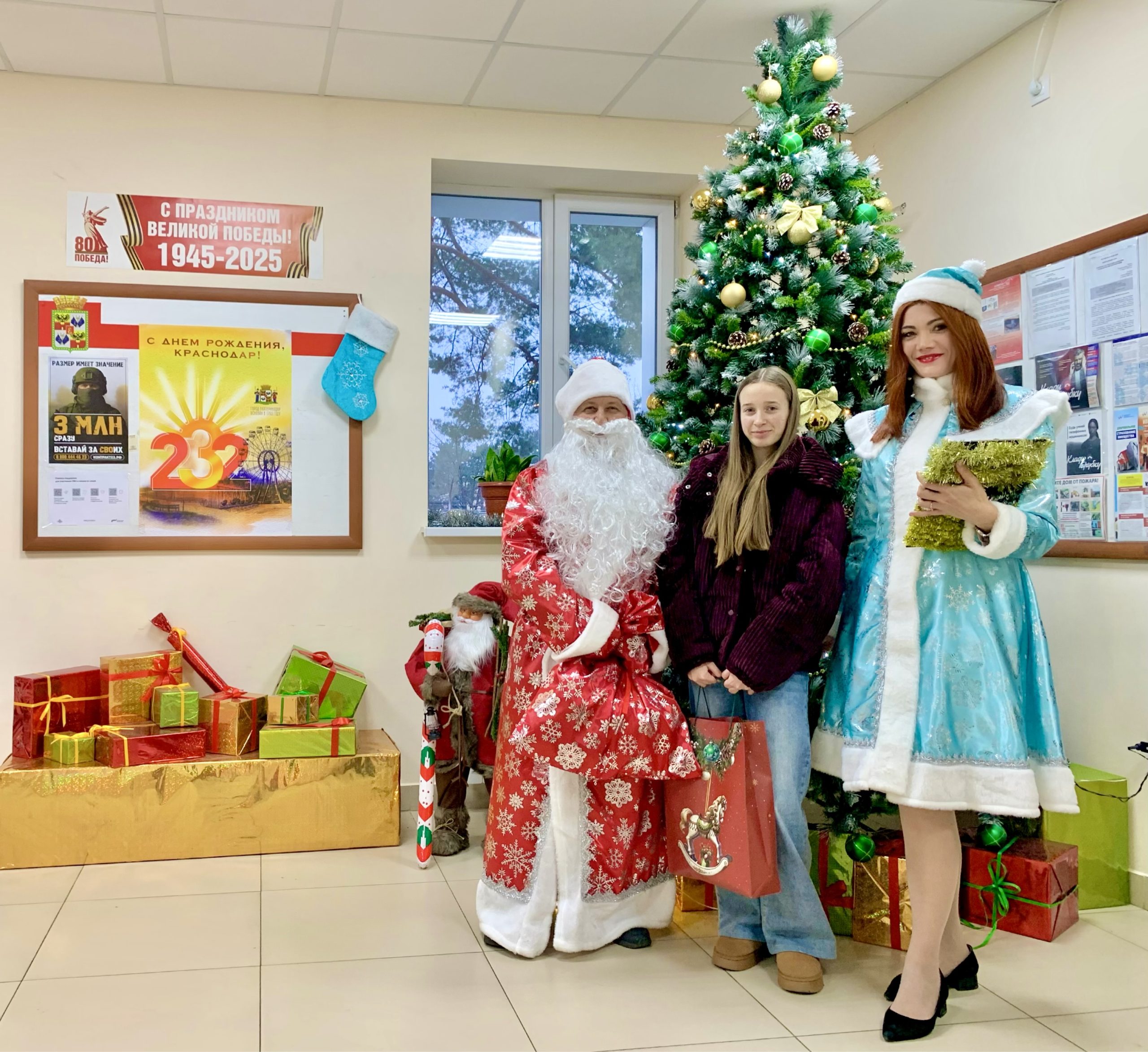 С наступающими новогодними праздниками поздравления для детей членов участковых избирательных комиссий