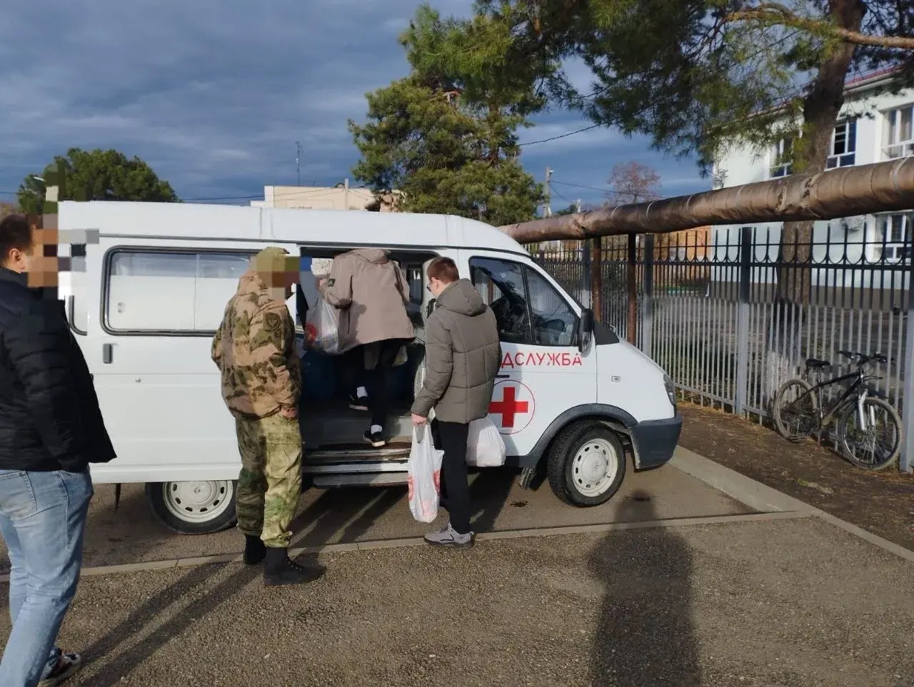 Если можешь помочь – помоги!