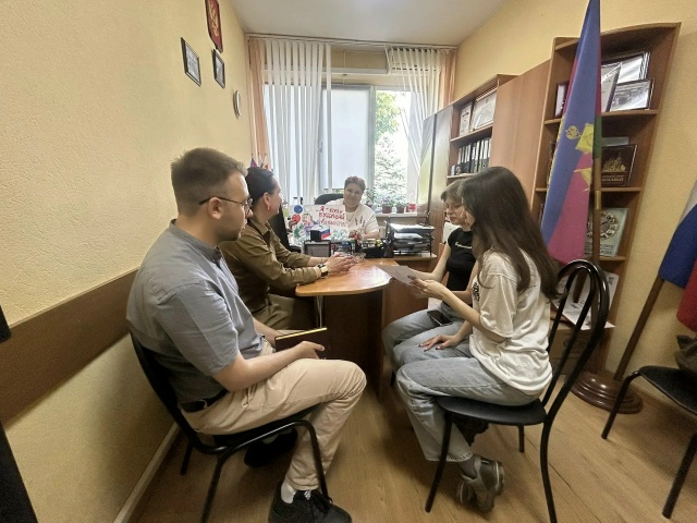 В ТИК Карасунская прошло рабочее совещание с Молодёжным общественным советом