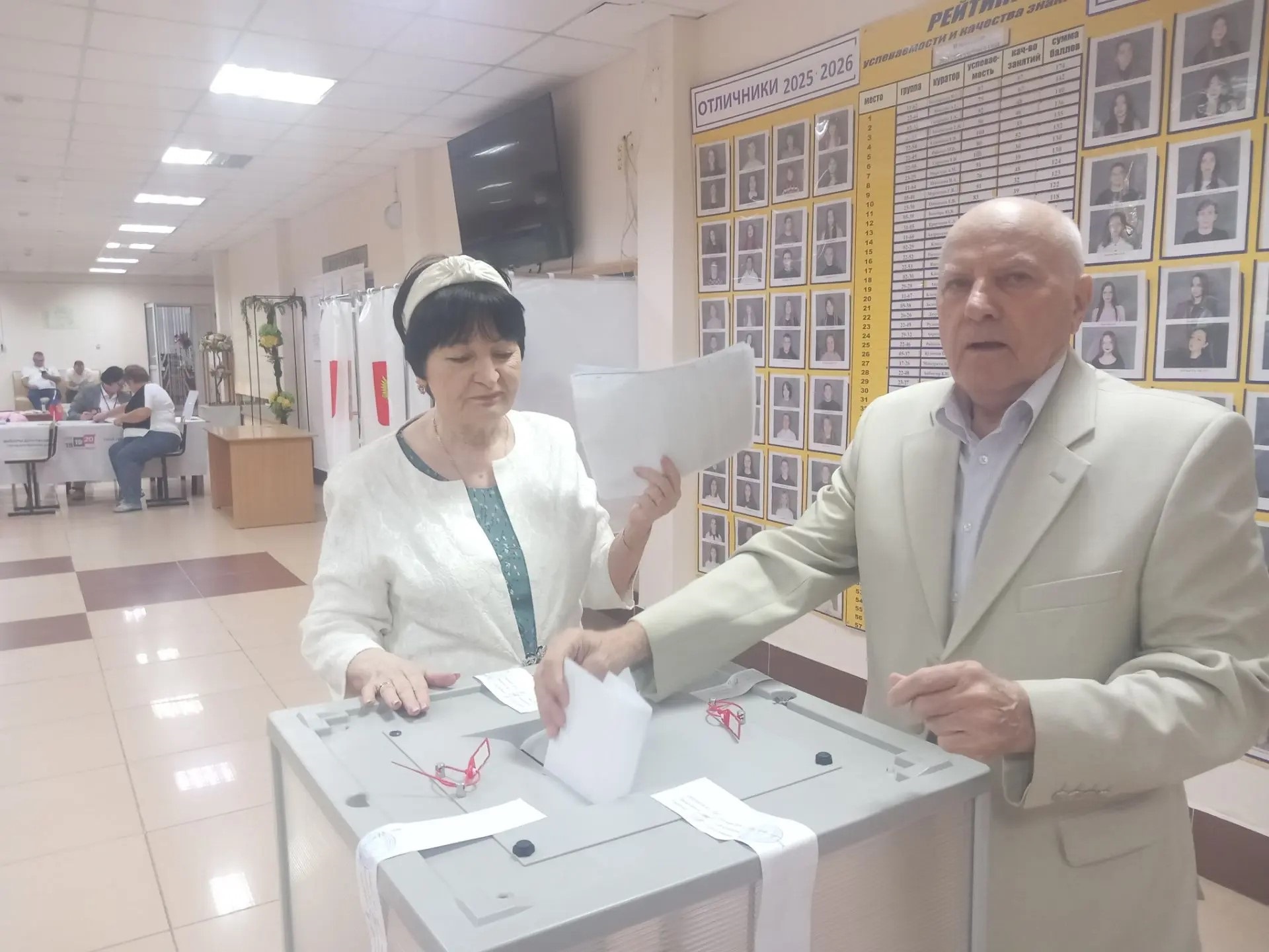 Голосование продолжается!
