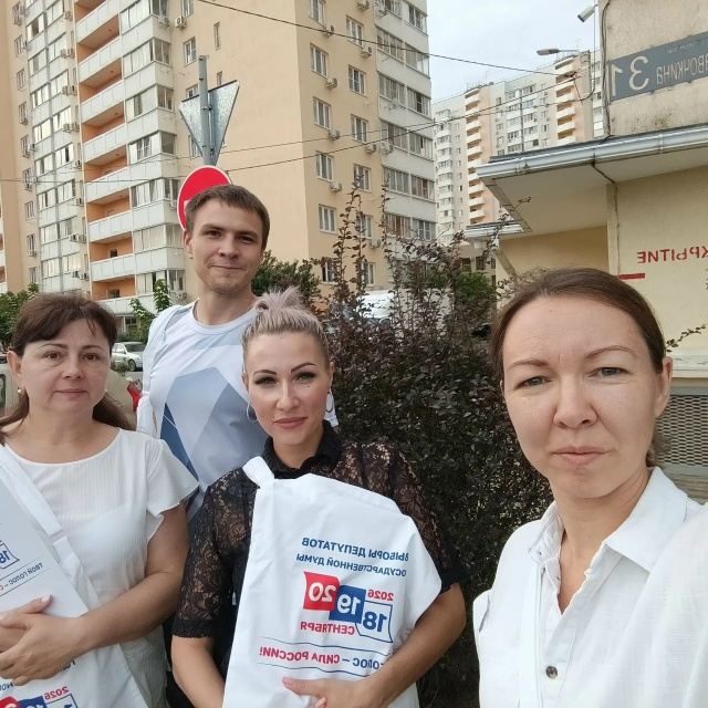 «ИнформУИК» продолжается: стучимся в каждую дверь, доходим до каждого сердца