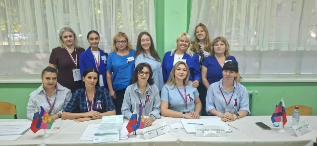 Завершился второй день голосования выборов депутатов Государственной Думы Федерального Собрания Российской Федерации девятого созыва.